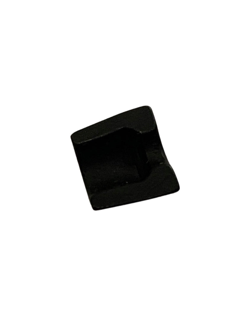 1084046 - D300 Valve Retaining Clip