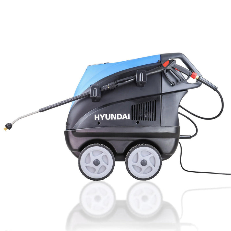 Hyundai Pressure Washer Hyundai 2610psi Hot Pressure Washer, 110°c - HY155HPW-1 5059608229745 HY155HPW-1 - Buy Direct from Spare and Square