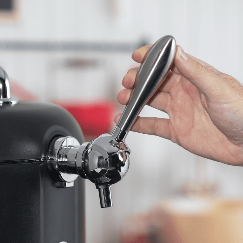 Sealey Baridi 6L Beer Keg Dispenser Tap with Electric Compressor and Integrated Cooling, No Gas Cartridges - DH115 5056514608190 DH115 - Buy Direct from Spare and Square